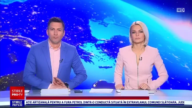 A treia noapte de proteste în Franța. Oamenii legii au făcut peste 80 de arestări