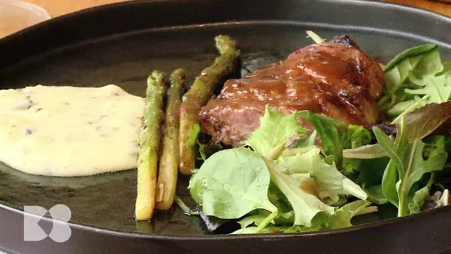 De ce este important să mâncăm puțin din toate. Explicațiile unui medic