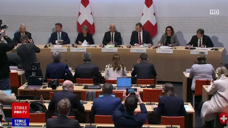 Cea mai mare bancă elvețiană, UBS, a fost nevoită să cumpere Credit Suisse. Detaliile tranzacției