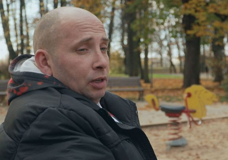 Povestea tatălui care s-a dus până la Moscova ca să-și salveze copiii răpiți de ruși