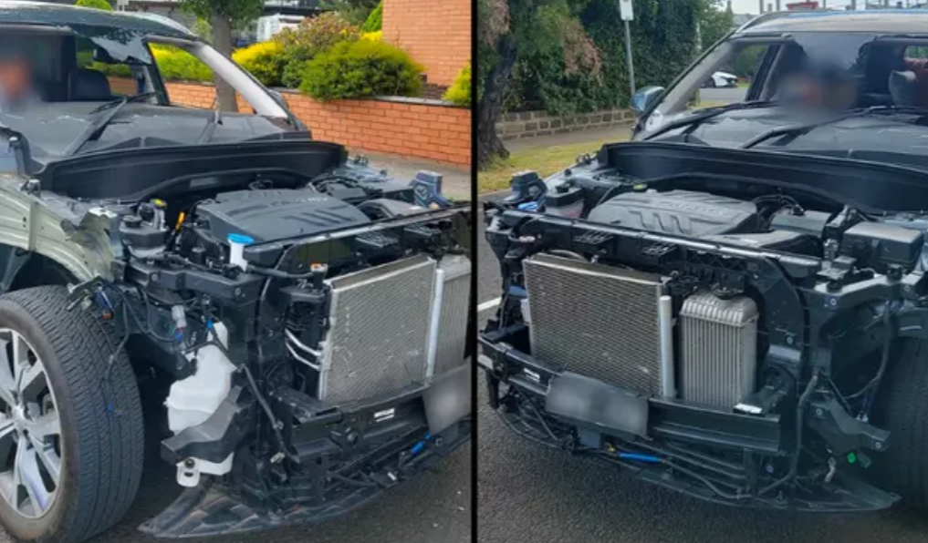 Ce a pățit o șoferiță care și-a condus mașina cu motorul la vedere. Nu avea nici parbriz, nici lunetă | FOTO