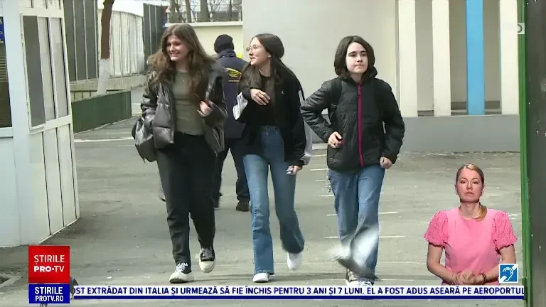 Aproape 13.000 de elevi de clasa a opta au lipsit de la simularea la Limba și literatura română