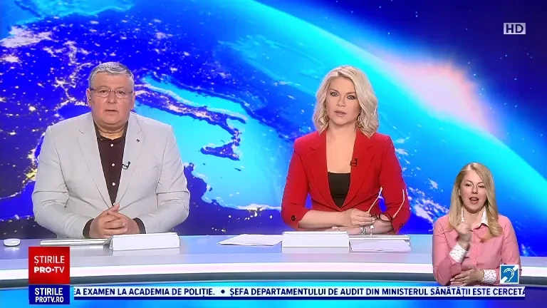 O iapă gestantă a fost salvată de pompieri după ce a căzut într-o fosă septică, în Prahova