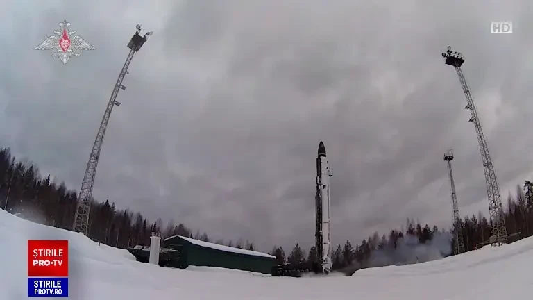 „Nu cred deloc că președintele Xi își dorește o Rusie din nou măreață”. Expert în istoria rusă, după vizita de la Moscova