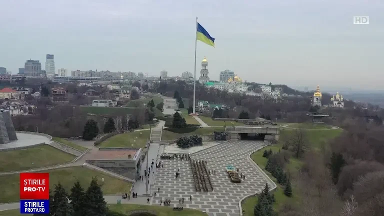 Rusia amenință că va riposta cu arme nucleare dacă Ucraina va încerca să recucerească Crimeea. Medvedev s-a dezlănțuit