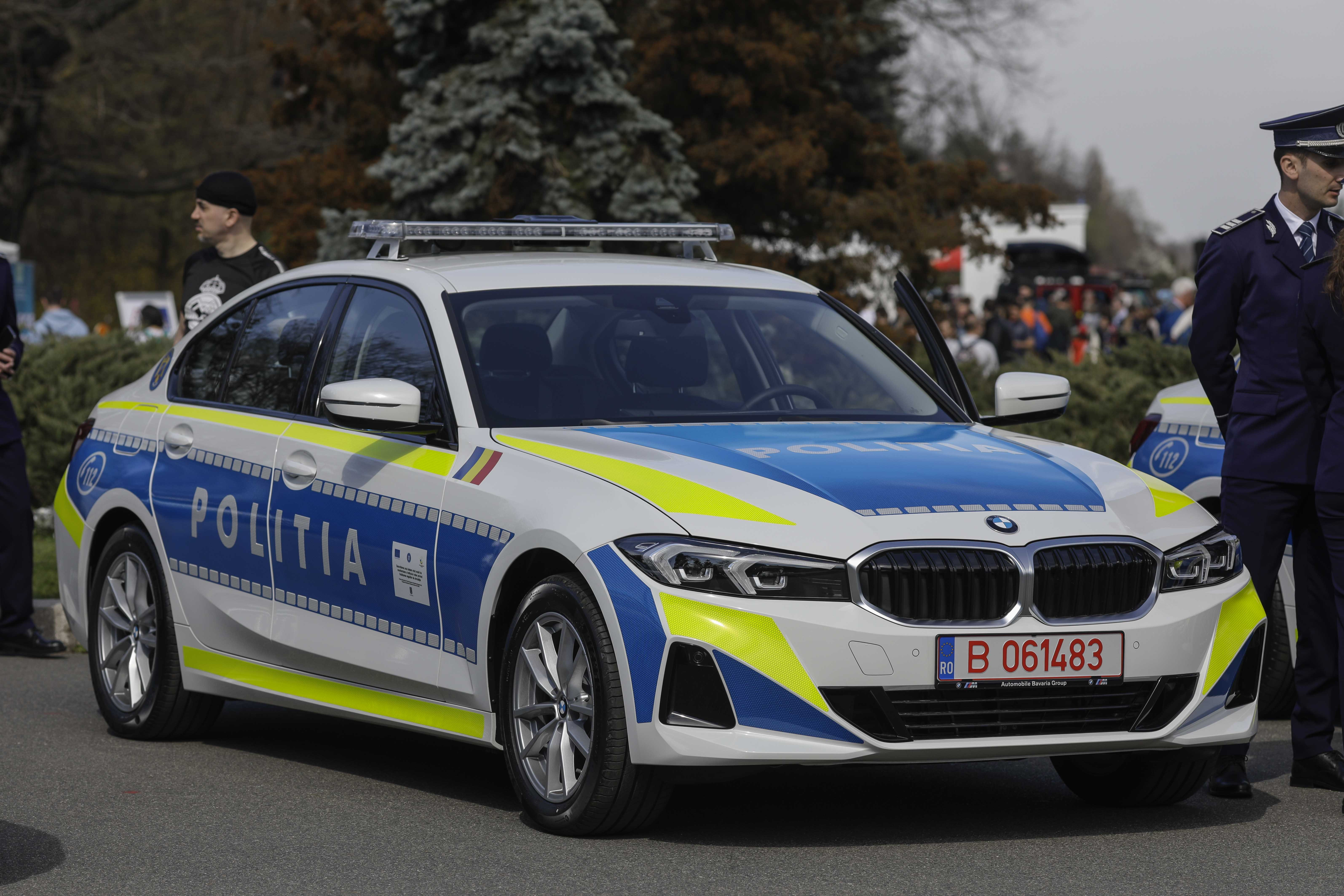 BMW-urile din achiziția anchetată de Parchetul European, prezentate la Ziua Poliției Române. Cât au costat GALERIE FOTO