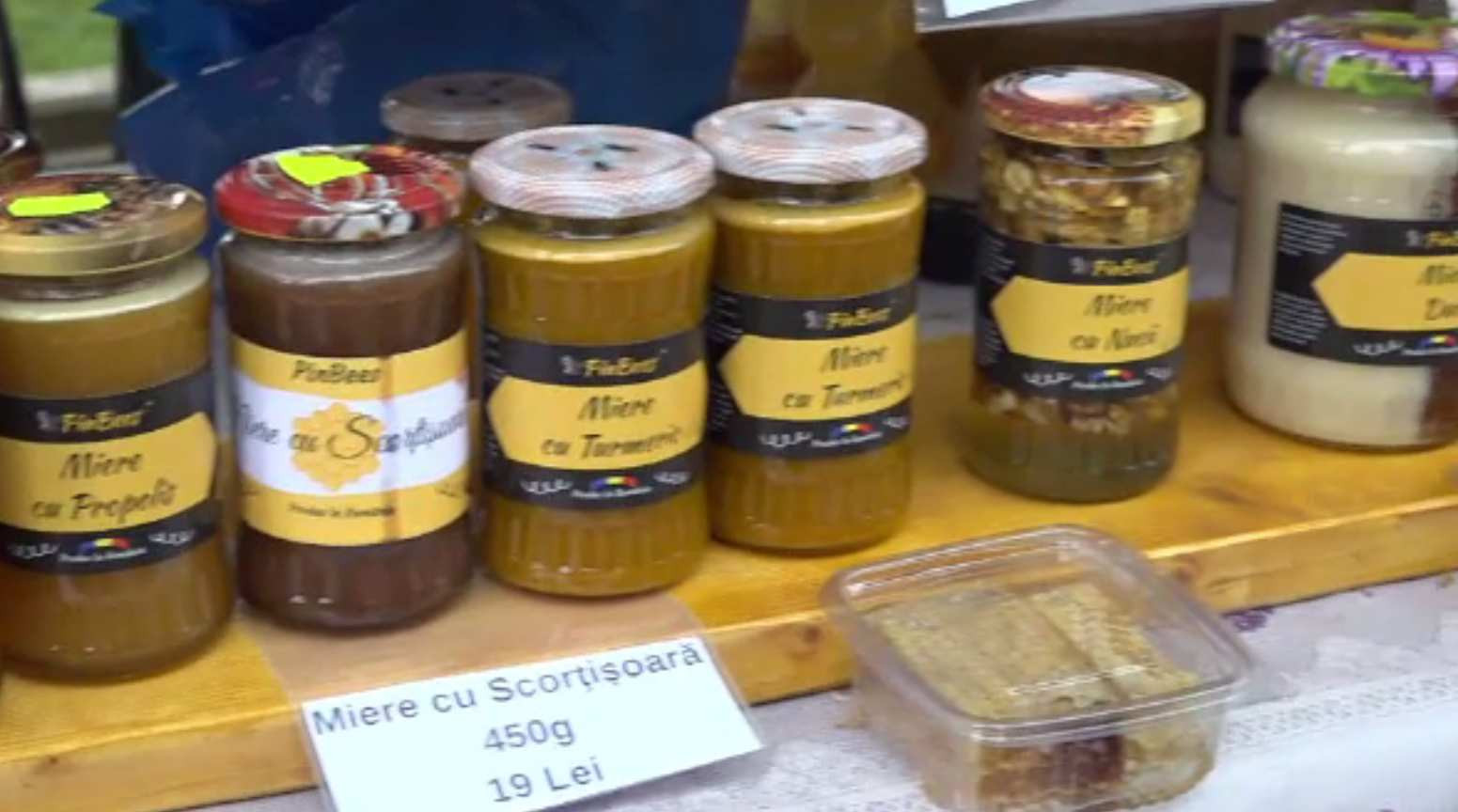 Târg de miere la Blaj. Printre „vedete” s-a aflat mierea de mentă