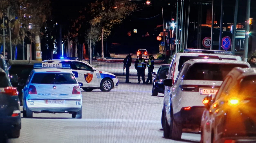 Atac armat cu un kalașnikov la cel mai mare post de televiziune din Albania. O persoană a fost ucisă