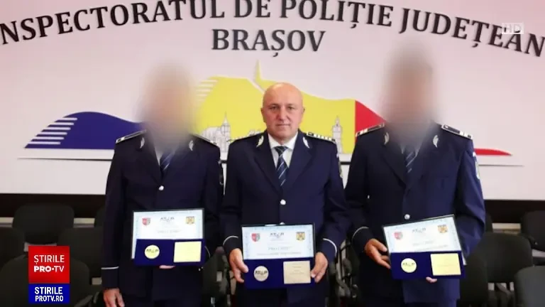 „Lupul de la Rutieră” și alți trei agenți au fost reținuți pentru corupție. Ar fi primit bani și tratamente SPA
