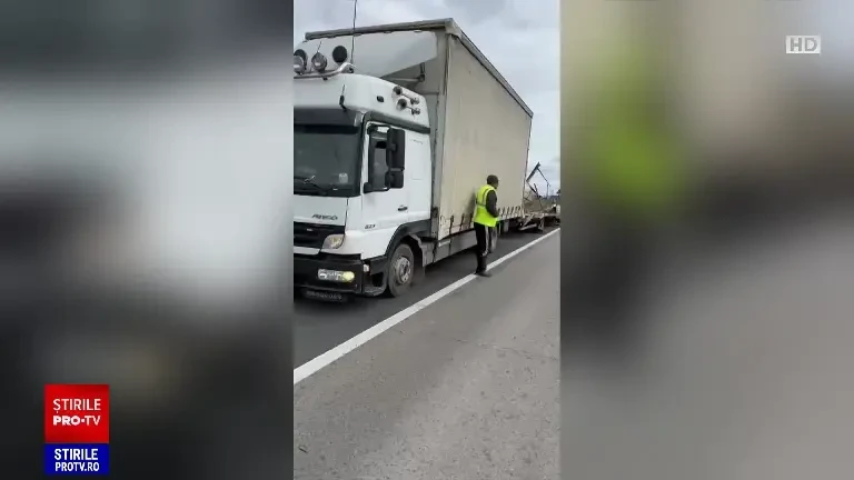 Cod roșu și portocaliu de vânt puternic în zonele de munte. Meteorologii spun că temperaturile vor scădea și mai mult