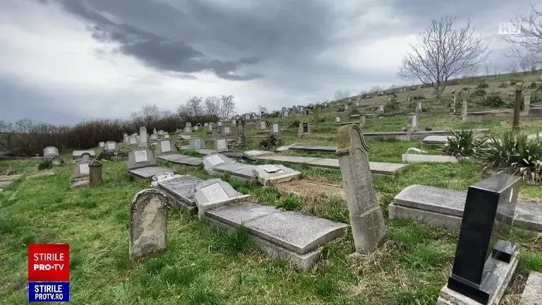 Descoperire șocantă într-un cimitir evanghelic din Sibiu. ”Nu pot pricepe”