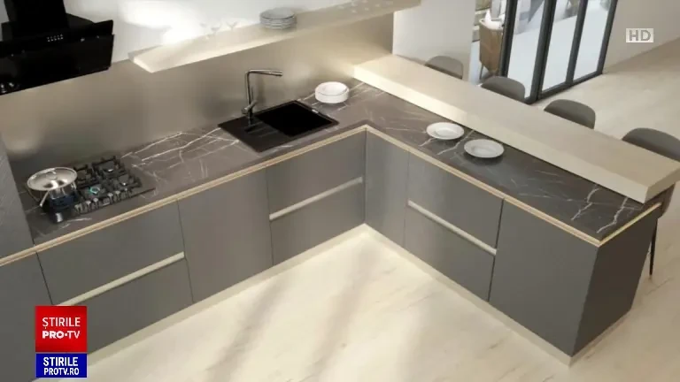 Înșelăciuni cu mobilă la comandă. Percheziții de amploare în Capitală și în 15 județe, după 140 de plângeri făcute în țară