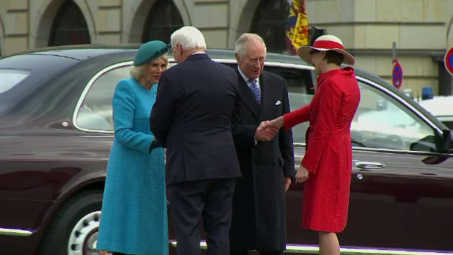 Regele Charles al III-lea și soția sa au ajuns în Germania. Este prima lor vizită în calitate de monarh și regină consoartă