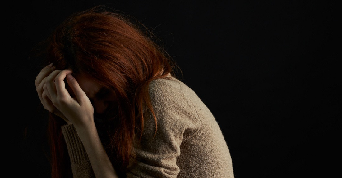 O dispută online a dus la un scandal uriaș. Au aruncat cu ouă în ea, au bătut-o și au vrut să-i toarne oțet în ochi