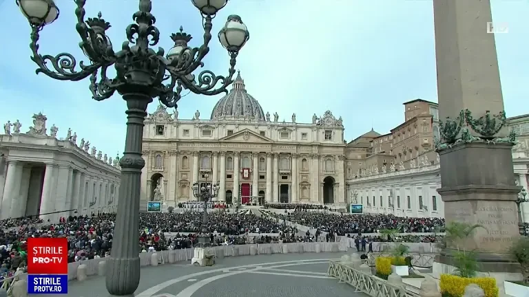VIDEO. Papa Francisc a participat la slujba din Duminica Floriilor, la o zi după externare. „Vă mulțumesc pentru rugăciuni”