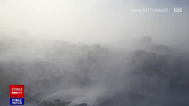 Val de aer polar peste România. Scad temperaturile și va ninge în zonele înalte