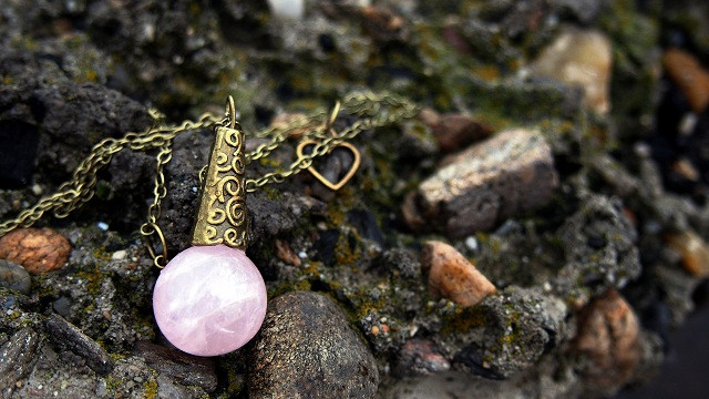 (P) Ce trebuie să știi despre puterea vindecătoare a cristalelor?