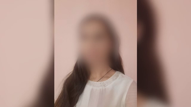 „S-a enervat și a scos un cuțit”. Mărturiile colegilor agresorului care și-a înjunghiat profesoara de japoneză cu un cuțit