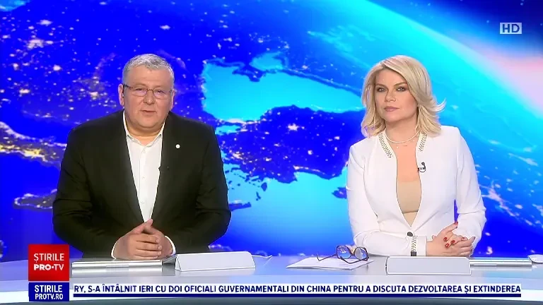 Vizită neașteptată în Vatra Dornei. Proprietarii s-au trezit cu opt căprioare în curte