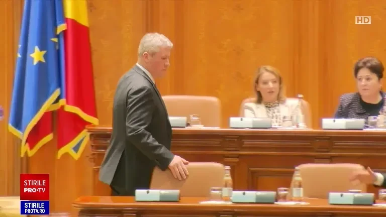 Cum au fost modificate Codurile Penale în Parlament, de PSD și PNL, cu acuzații de corupție și scandal. Filmul evenimentelor
