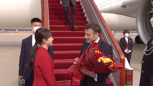 Emmanuel Macron și Ursula von der Leyen își încearcă norocul cu Xi Jinping pentru a câștiga sprijin în favoarea Ucrainei
