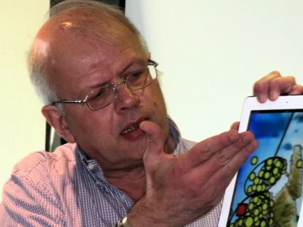 Un seismolog este anchetat penal în urma unei păcăleli de 1 aprilie. Ce a postat pe Facebook