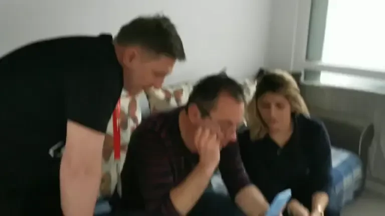 O femeie a nascut asistata telefonic de SAJ