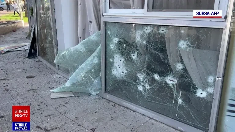 Israelul a fost atacat cu zeci de rachete. Ar putea fi cel mai puternic atac din ultimii ani