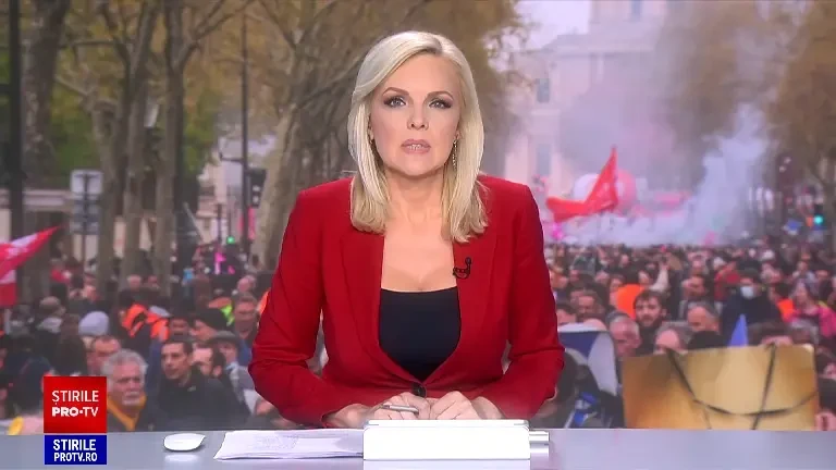 Noi proteste violente în Franța. Restaurantul parizian La Rotonde, frecventat de Emmanuel Macron, incendiat de manifestanți