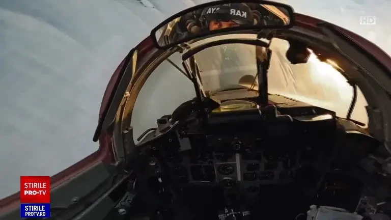 Contraofensiva ucraineană, amânată din cauza vremii. Imaginile filmate dintr-un avion de vânătoare