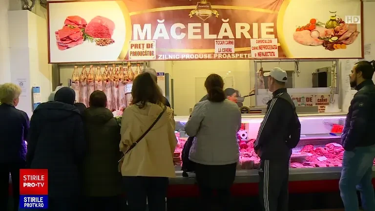 Carnea de miel s-a ieftinit ușor de când a apărut prima oară în târguri și în magazinele mari, înainte de Paște