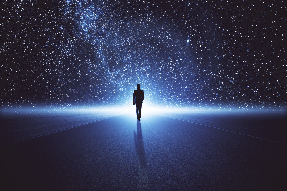 Un presupus „călător în timp”, premoniții surprinzătoare pentru luna mai. „Va trebui să ne luăm rămas bun de la cei dragi”