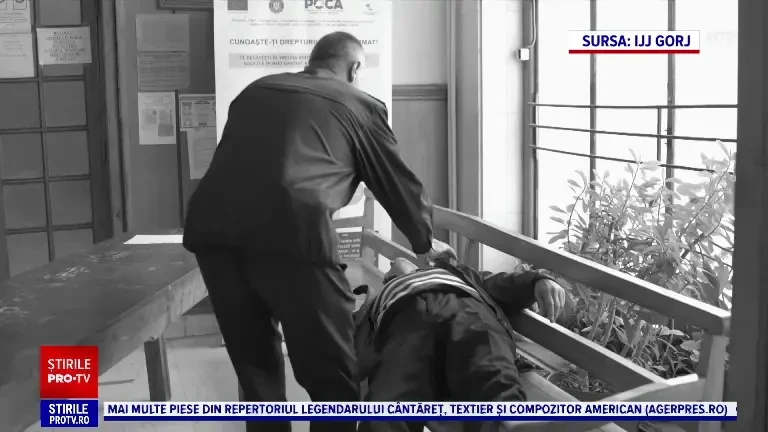Jandarmul anului, Procopie Martinescu, a salvat un pensionar căzut într-o sală de judecată. Omul a supraviețui