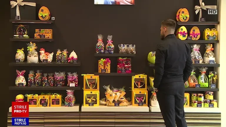 Câte calorii are o felie de cozonac sau una de pască. Dulciurile „atacă” silueta mai tare decât o masă cu friptură și sarmale