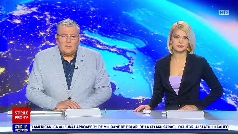 Incendiu violent în județul Vaslui, O casă și două anexe au fost făcute scrum. Proprietarul a ajuns la spital