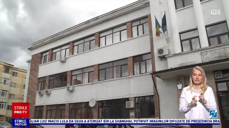 Comisarul european Thierry Breton a văzut o fabrică de muniție cu utilaje din 1939. România va contribui la necesarul NATO