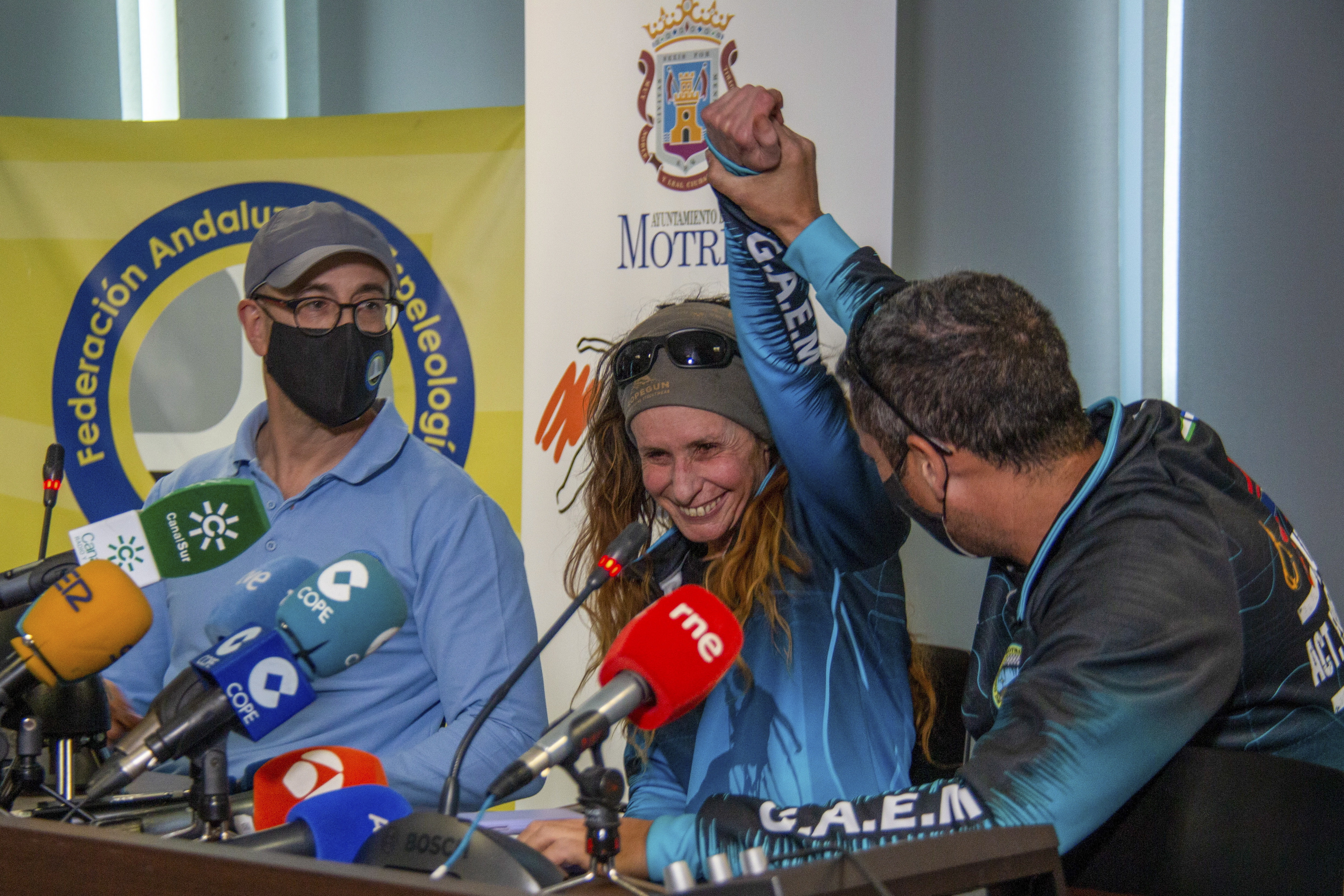 sportiva din pestera