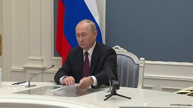 Rușii demarează „mobilizarea electronică”. Cei care refuză rămân fără case și mașini