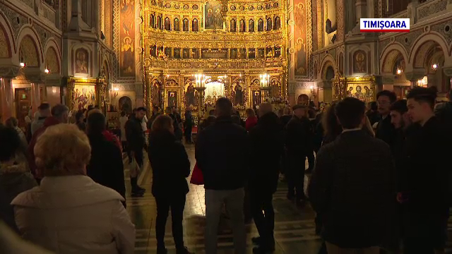 Învierea Domnului, sărbătorită de mii de credincioși. „Sunt din Viena și am venit special pentru acest eveniment”