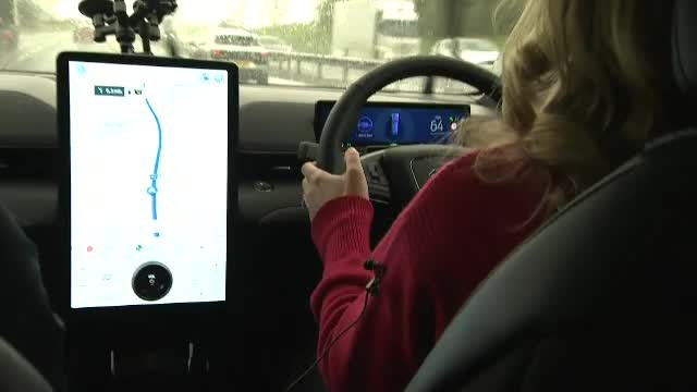 Prima țară din Europa a dat undă verde autoturismelor care se conduc singure. Deocamdată, un singur producător este acceptat