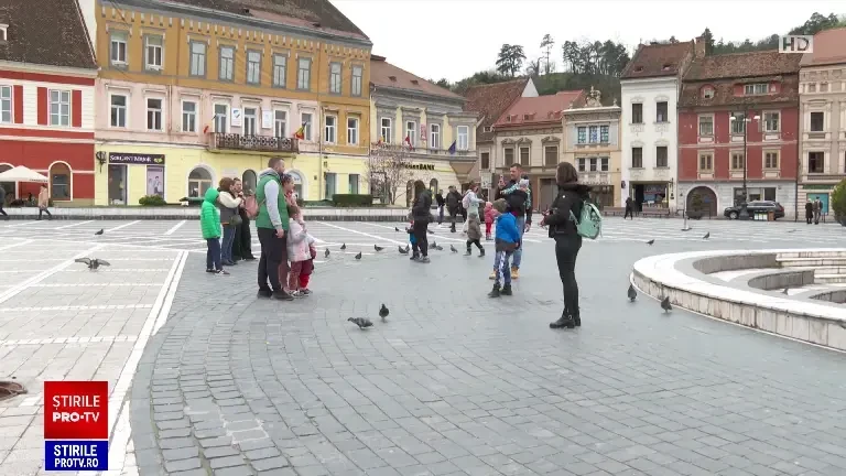 Persistă atmosfera de vacanță în stațiunile de munte. Românii și-au prelungit concediul de Paște