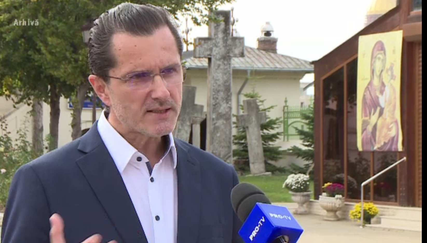 Vasile Bănescu condamnă, în zi de alegeri, ”maimuțărirea Ortodoxiei curate prin ortodoxism incult și agresiv antieuropean”