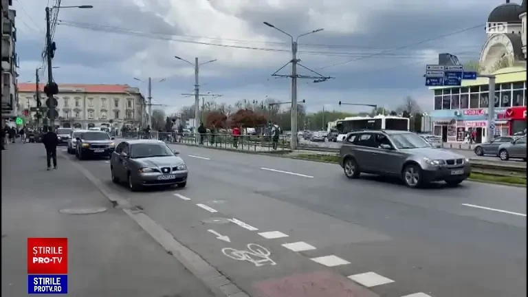 O femeie din Arad a fost snopită în bătaie, fără motiv, de un bărbat. Nimeni de pe stradă nu a intervenit