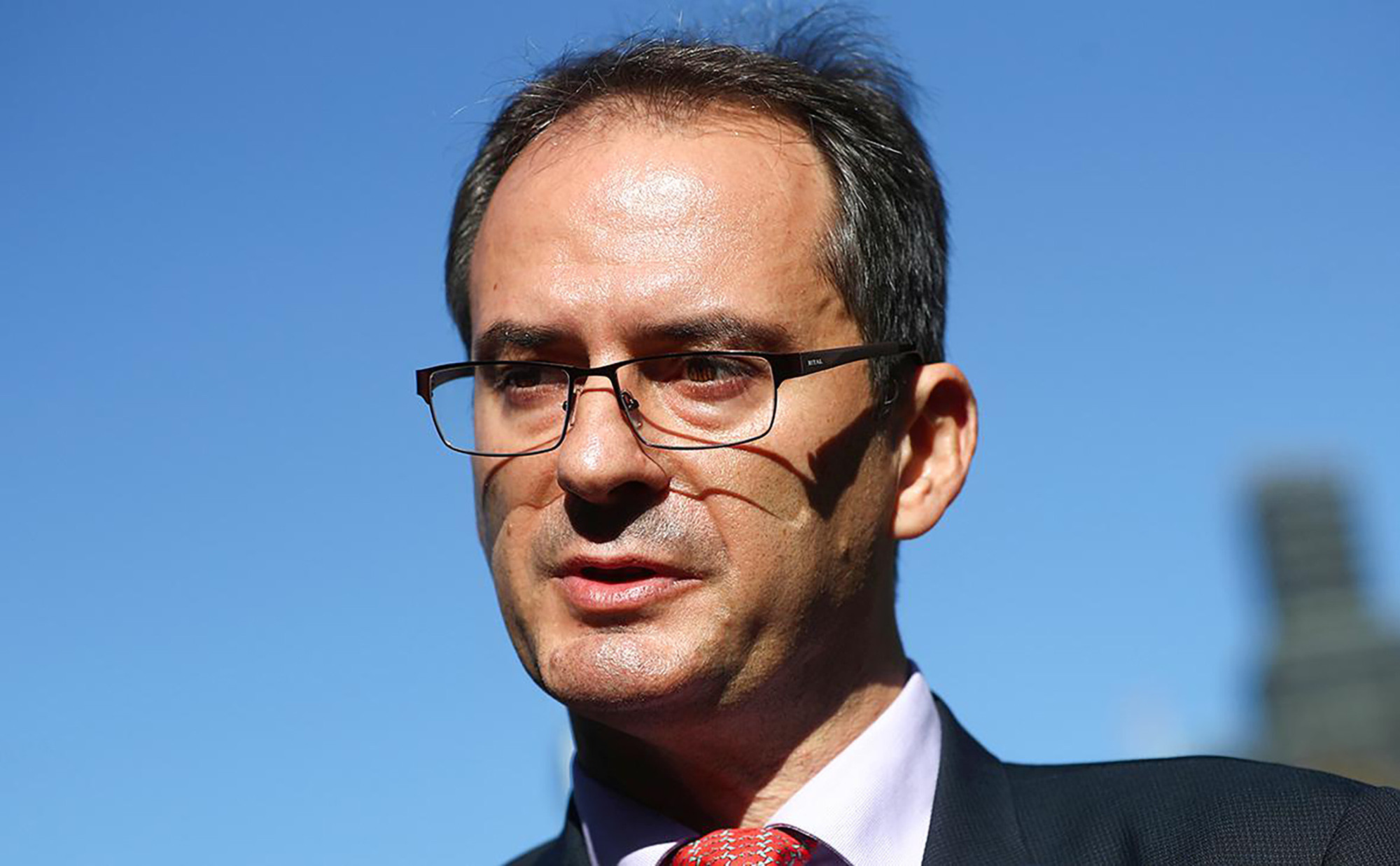 Un tribunal din Rusia a ordonat arestarea reporterului bulgar Hristo Grozev, jurnalist de investigații la Bellingcat