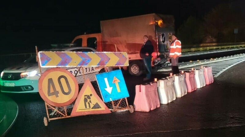 Avertisment pentru șoferi. Trafic oprit pe DN 7, din cauza unor noi căderi de pietre