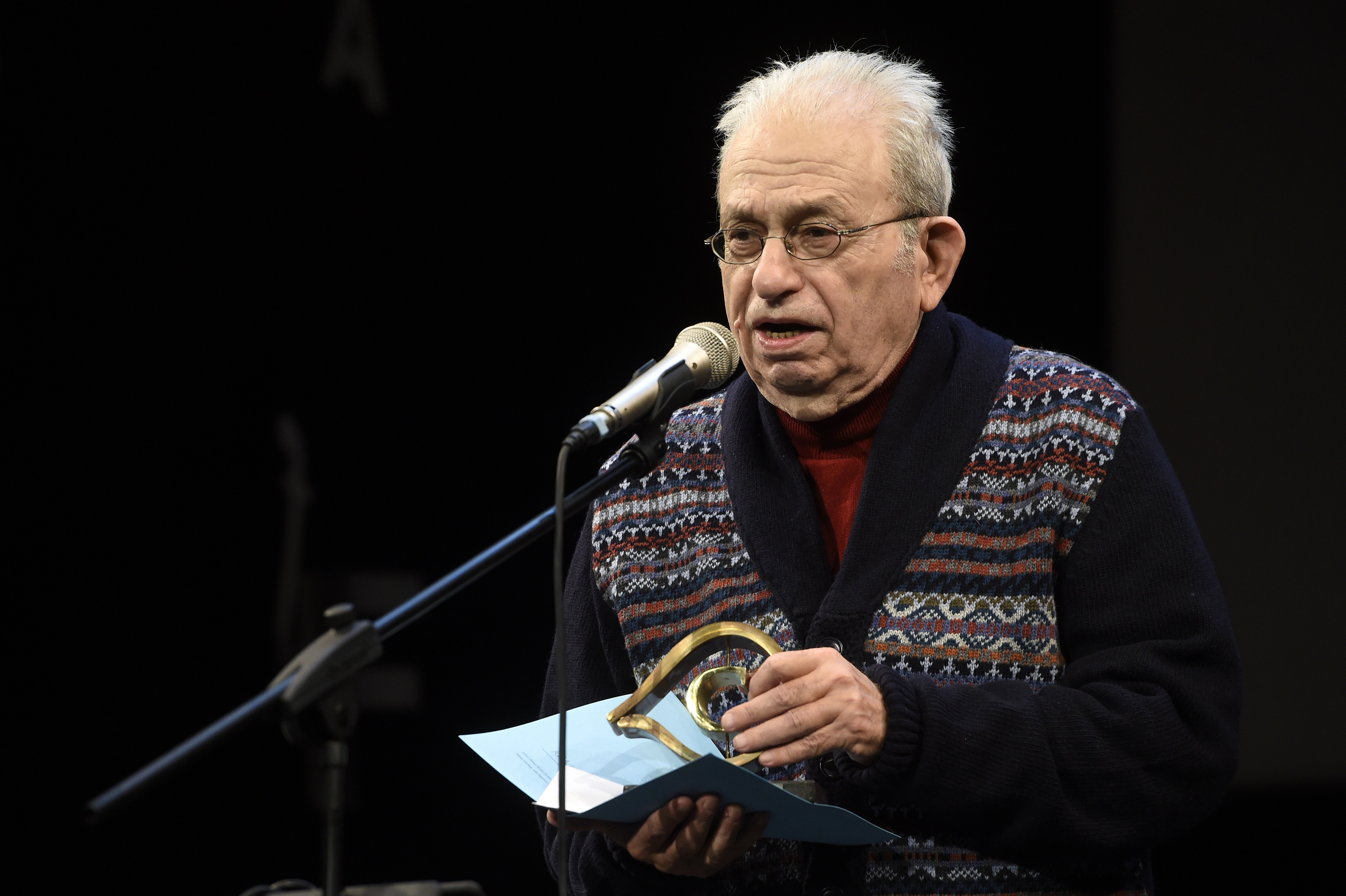 A murit Radu Cosașu, unul dintre cei mai cunoscuți jurnaliști sportivi