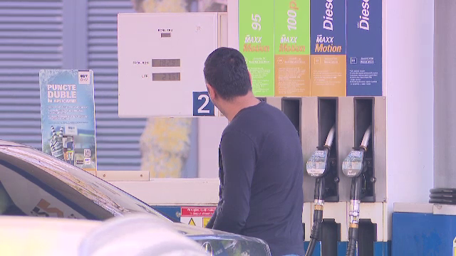 Prețurile la carburanți, în continuă scădere. Cât a ajuns să coste un litru de benzină sau de motorină