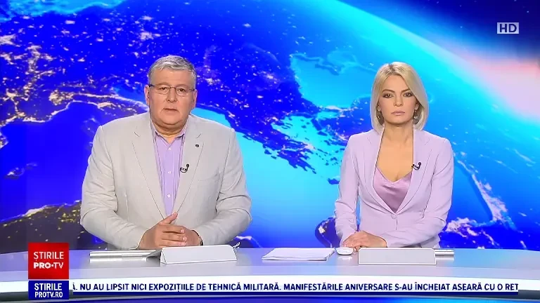 Maşină lovită de tren. O femeie şi copilul său de 8 ani au fost răniţi