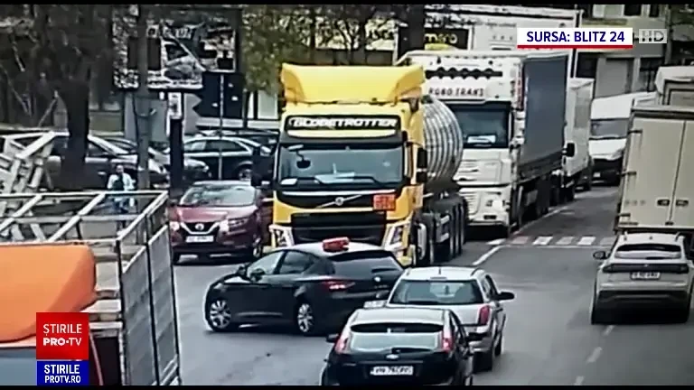 Care sunt „unghiurile moarte” ale unui TIR. Sancțiunea primită de șoferul care a trecut peste o femeie, în Râmnicu Sărat