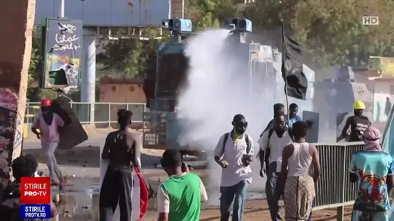 Au fost evacuați primii români din Sudan, țară sfâșiată de conflicte interne sângeroase. Alți 20 de români încă sunt acolo